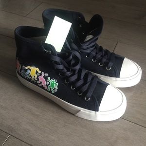 BRAND NEW KEITH HARING SNEAKERS SZ 7.5 men’s navy